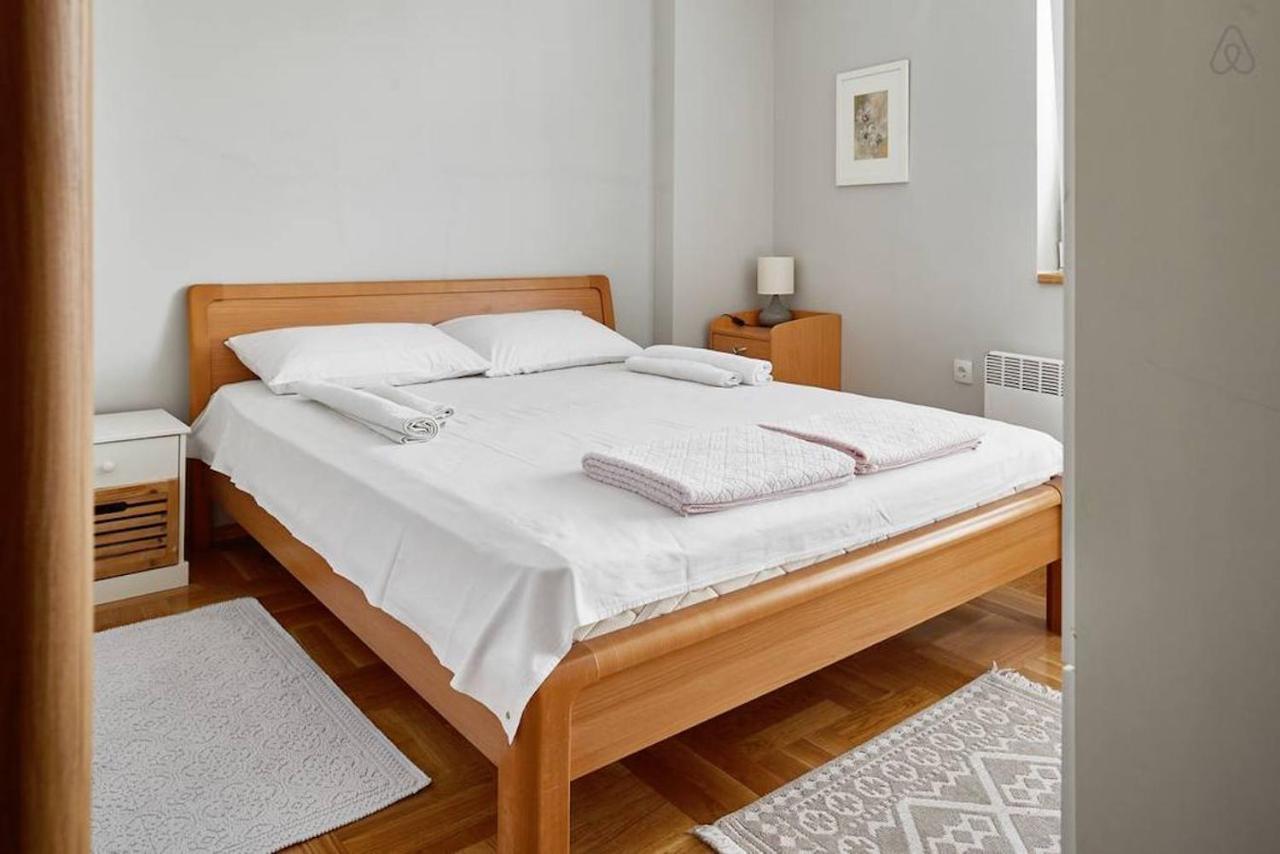 Bright Apartment Near City Center Skopje Exterior foto